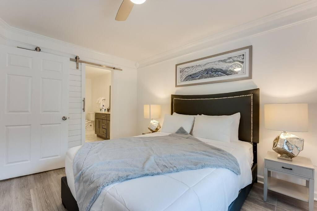 Luxury Atlanta Home - Self Check-In Pet Friendly Free Parking Exterior photo